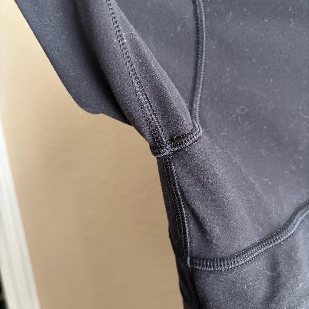Lululemon Define Black Jacket size 2 - Picture 3 of 8